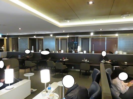 sky-hub-lounge