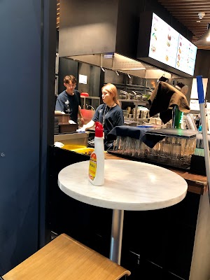 streat-incheon-airport-branch